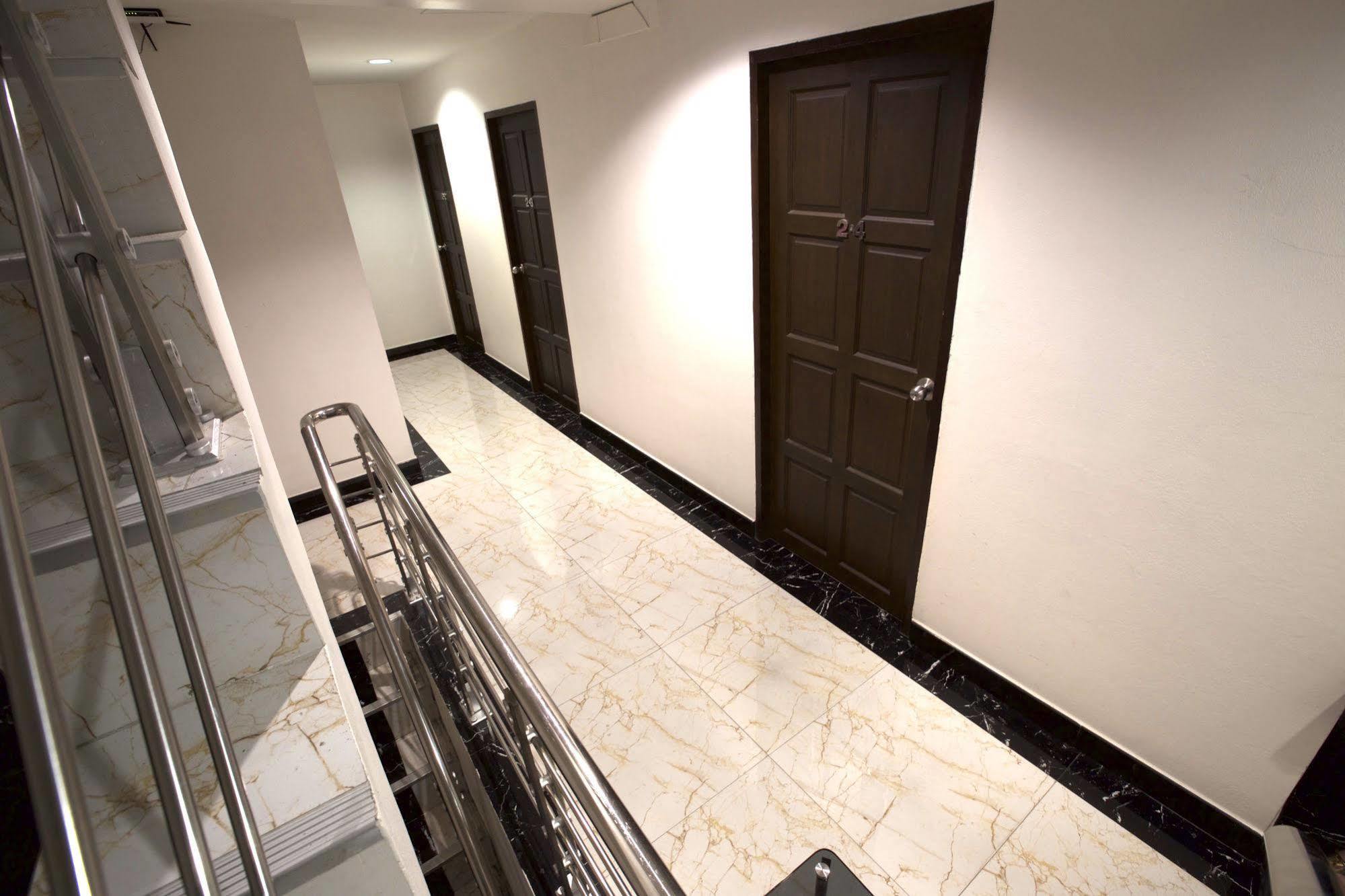 Hotel Katesiree House Pattaya Exterior foto